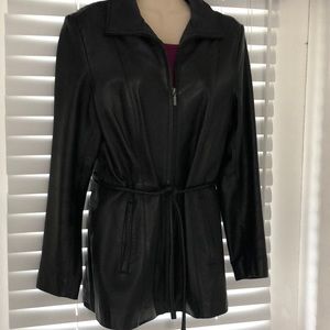 Classy leather Jacket!